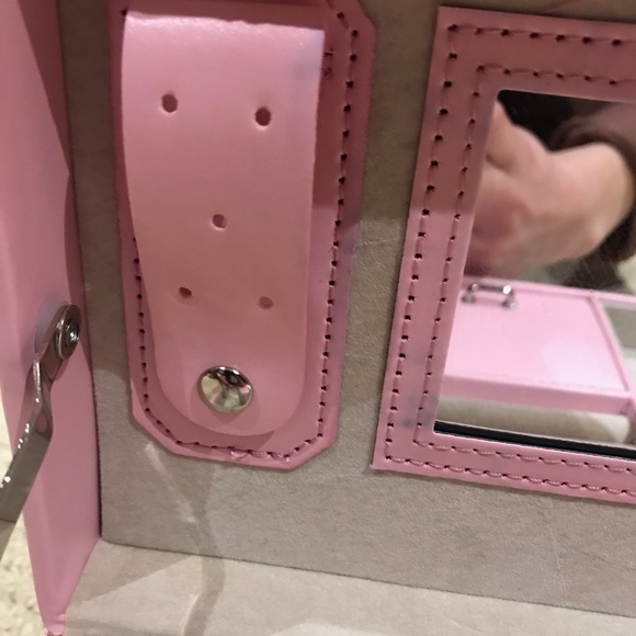 Jewelry Box (+ bonus jewelry tray) - Picture 11 of 11